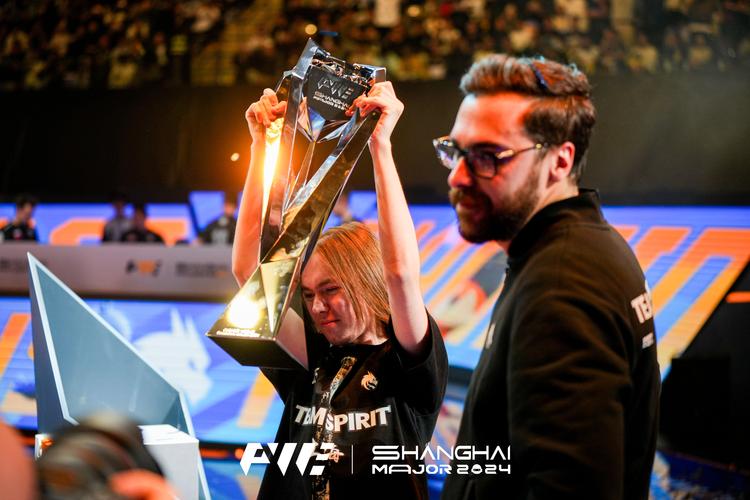 【赛后战报】收放自如！RNG惨遭LGD零封跌入涅槃组