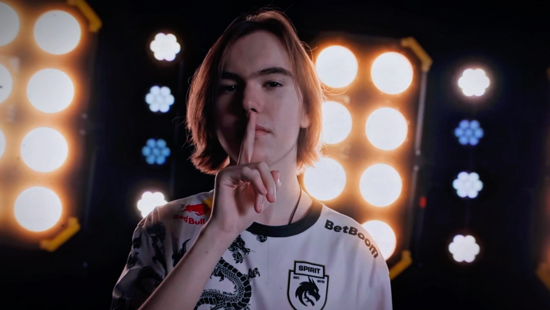 英雄联盟手游世界赛：WRL中国赛区未尝一败，会师胜者组